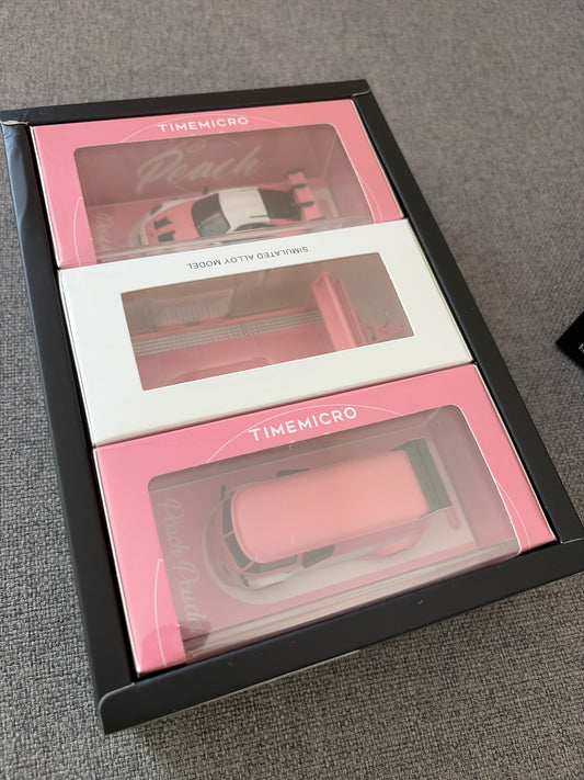 Porsche Peach Powder Trailer Set. TIME MICRO. Limited Edition Porsche 651/999. Trailer 153/999.